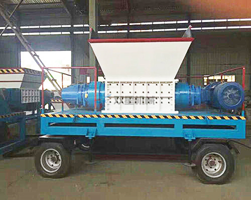 移動式撕碎機(jī)