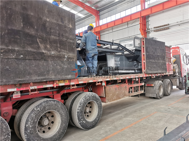 廢鋁破碎機(jī)成套設(shè)備1300型發(fā)往河北