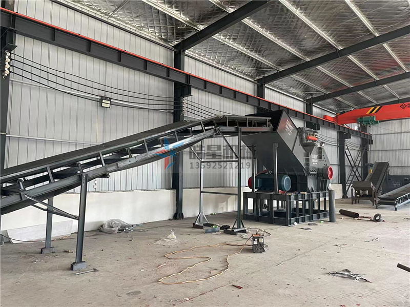 斷橋鋁破碎機(jī)生產(chǎn)線設(shè)備是如何連接和運(yùn)行的？