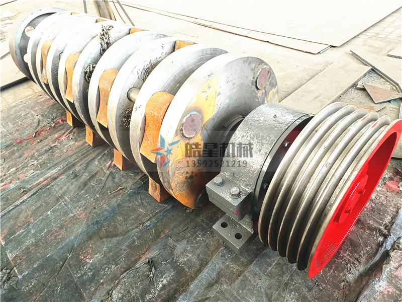 <a href='http://guanzuimeinv.cn/psxl/4.html' target='_blank'><span>廢鋼破碎機(jī)</span></a>廠(chǎng)家<a href='http://guanzuimeinv.cn/scxc/1572.html' target='_blank'><span>錘頭</span></a>結(jié)構(gòu)生產(chǎn)現(xiàn)場(chǎng)展示